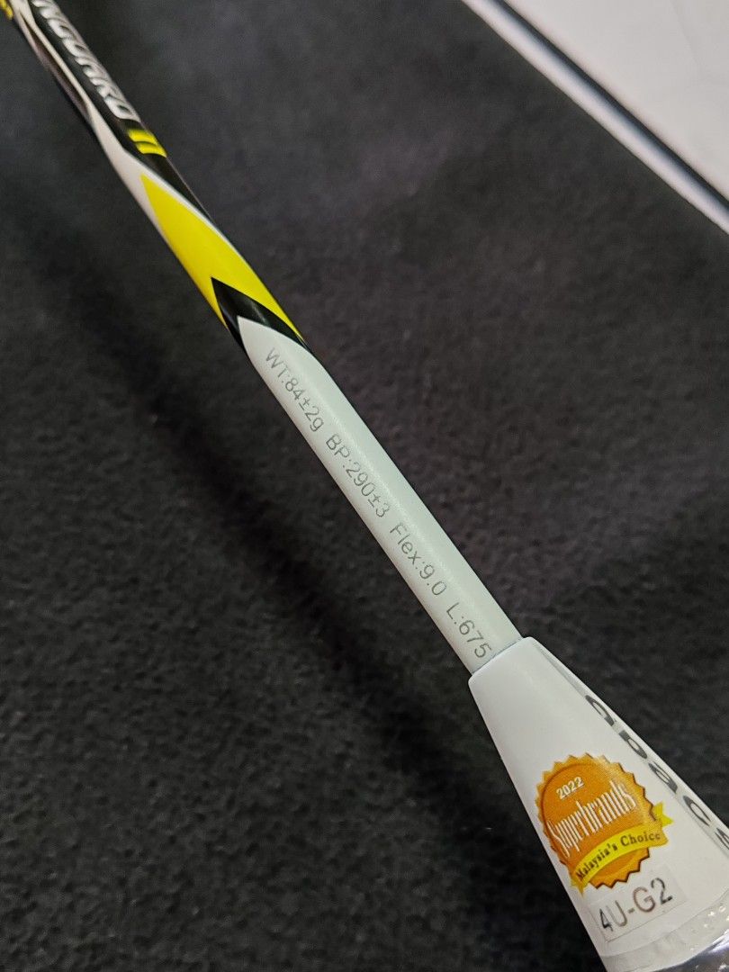 Vanguard Ribbon Racket Apacs Vanguard 11 Badminton Racket, Sports Equipment, Sports & Games ...