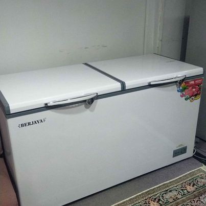 Berjaya Chest Freezer 425L With Two Doors TV Home Appliances