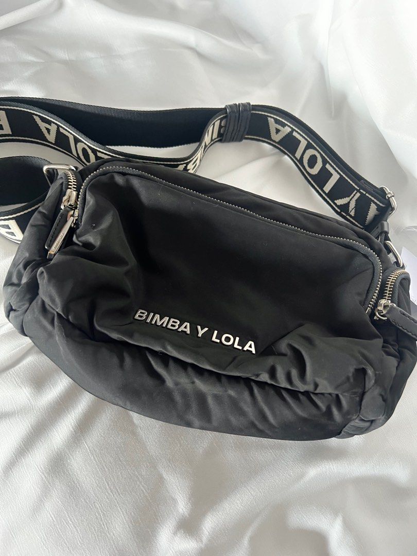 Bimba Y Lola Medium Logo-plaque Crossbody Bag In Black