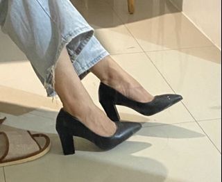 black heels ( school shoes )