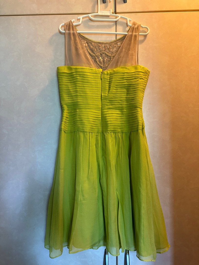 BNWT BCBG MAXAZRIA Embellished Evening Dress, Women's Fashion, Dresses &  Sets, Evening dresses & gowns on Carousell