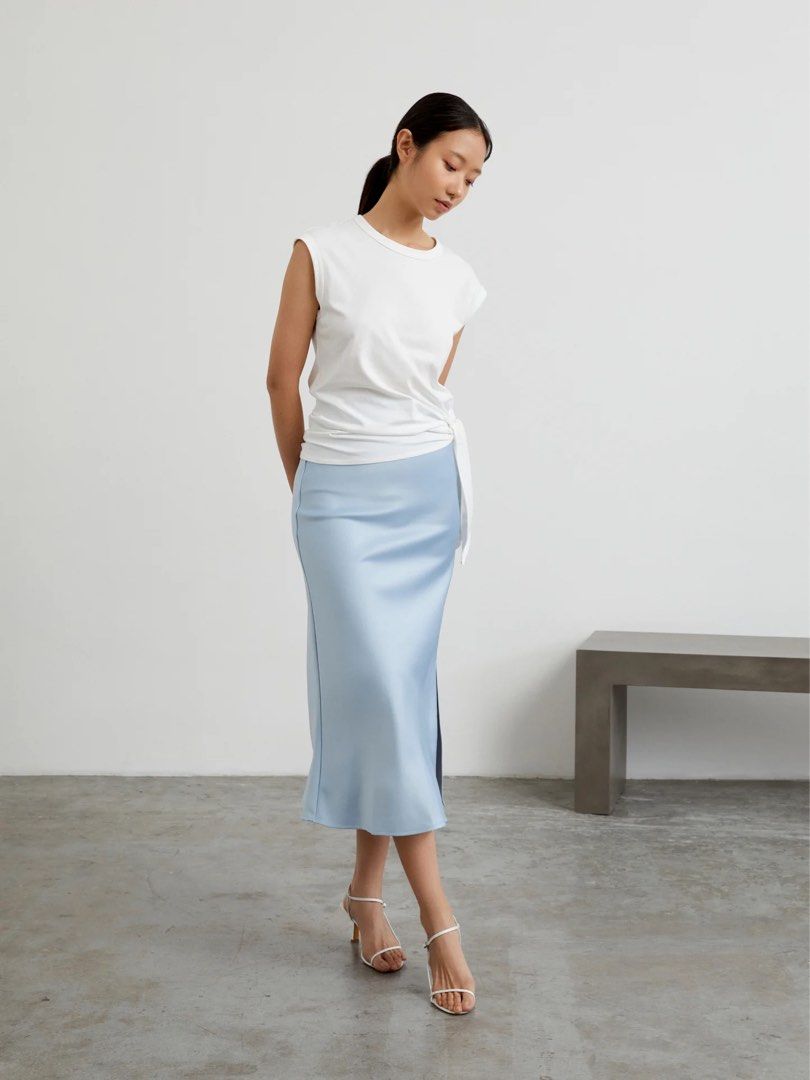 BNWT GOOD ADDITION SATIN MIDI SKIRT Women s Fashion Bottoms