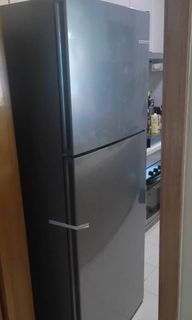 (Category: ) located in . Submitted by ameinbartowski (Listing ID 1259792018, Image 1). Description: .