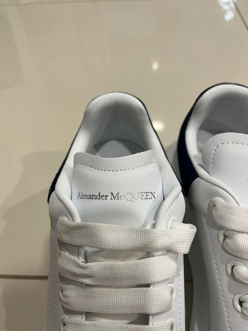 Navy alexander mcqueen trainers outlet