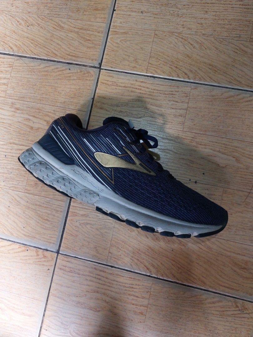Brooks adrenaline gts 19 black champagne clearance