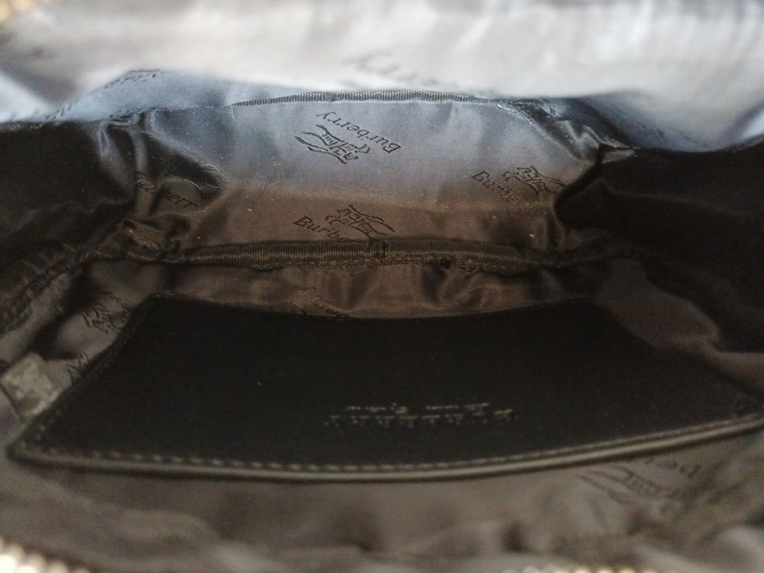 Burberry shop antara leather