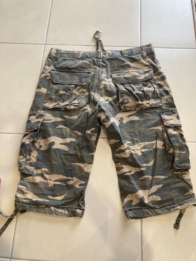 Mens camo cheap shorts size 44
