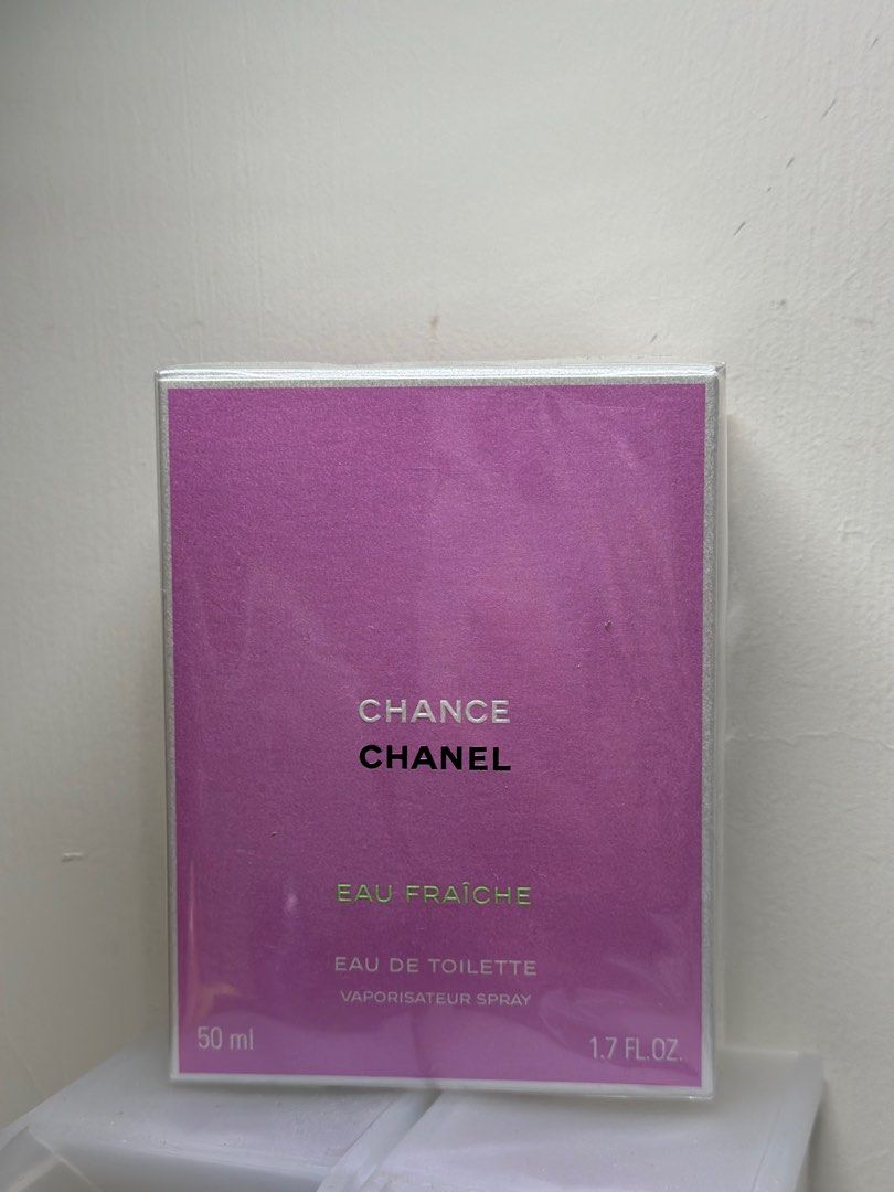 Chanel CHANCE綠色氣息系列, 美妝保養, 香體噴霧在旋轉拍賣