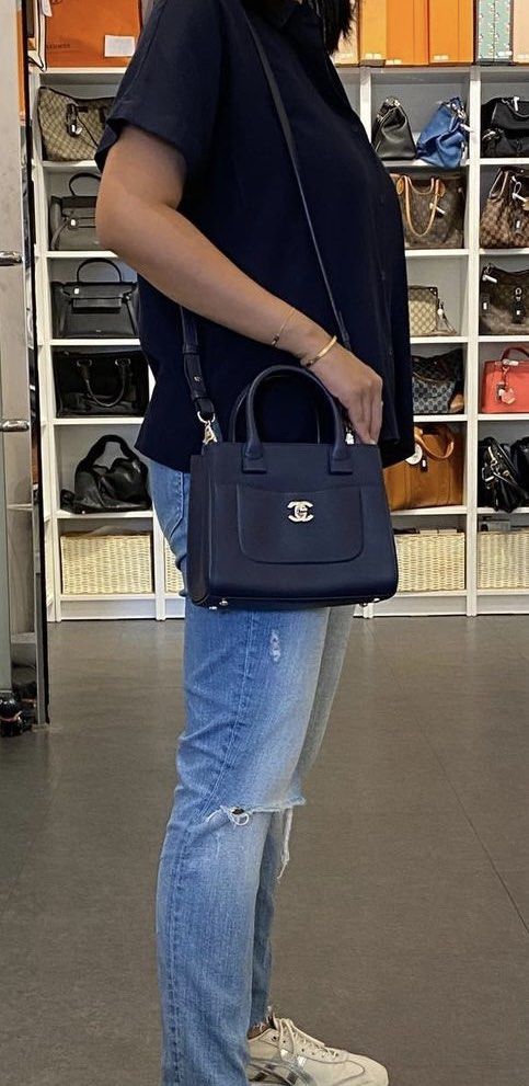 Chanel mini executive tote crossbody top handle, Luxury, Bags
