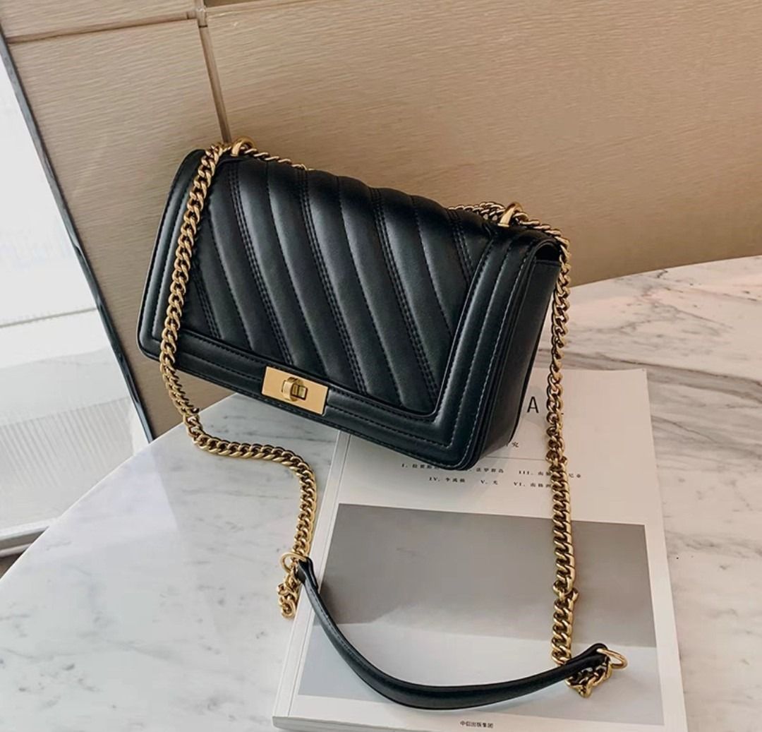 Wholesale bags for resale shop