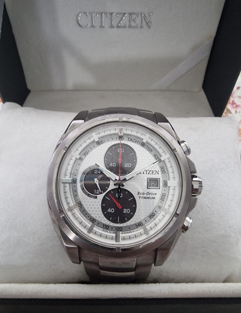 Citizen eco drive titanium sapphire b612 top