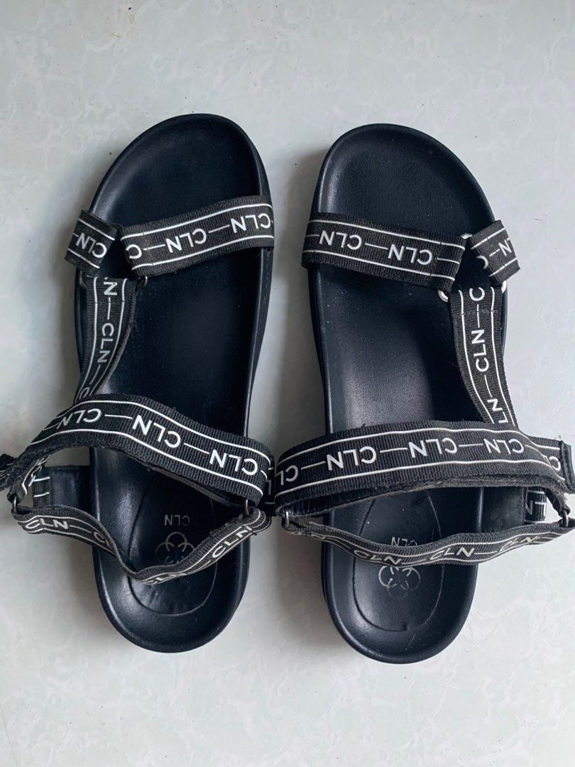 Victory black shop leather buckle sandals