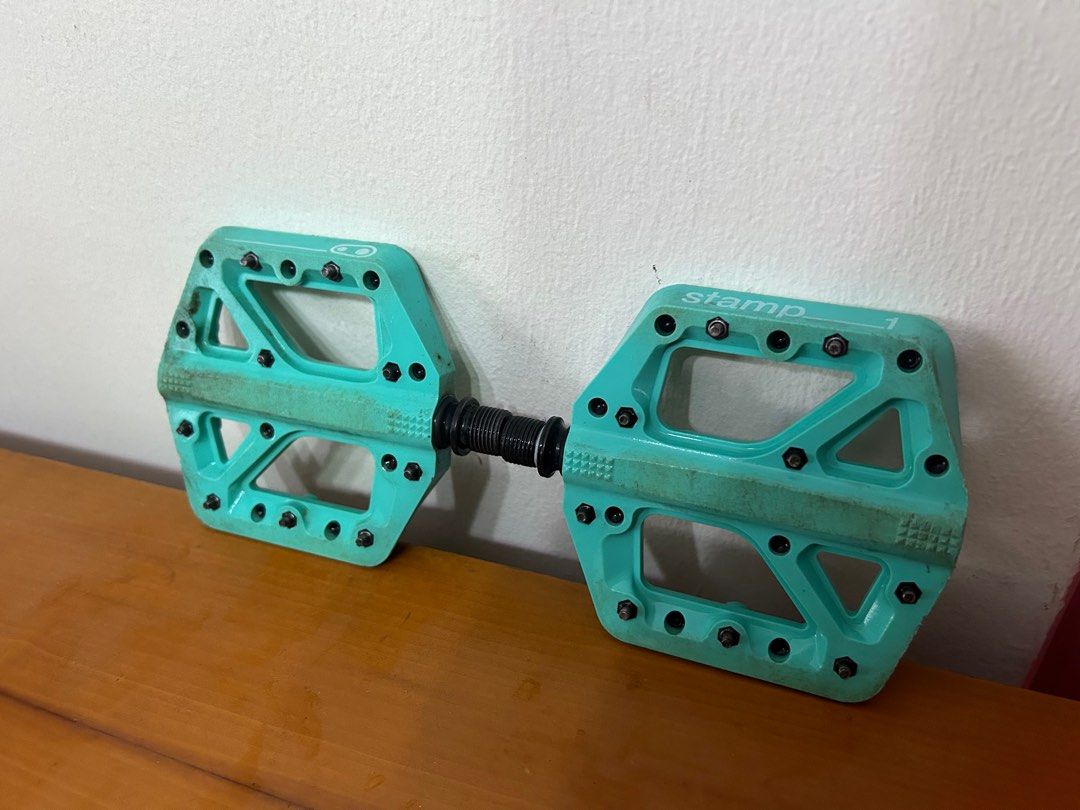 Grippy hotsell bike pedals