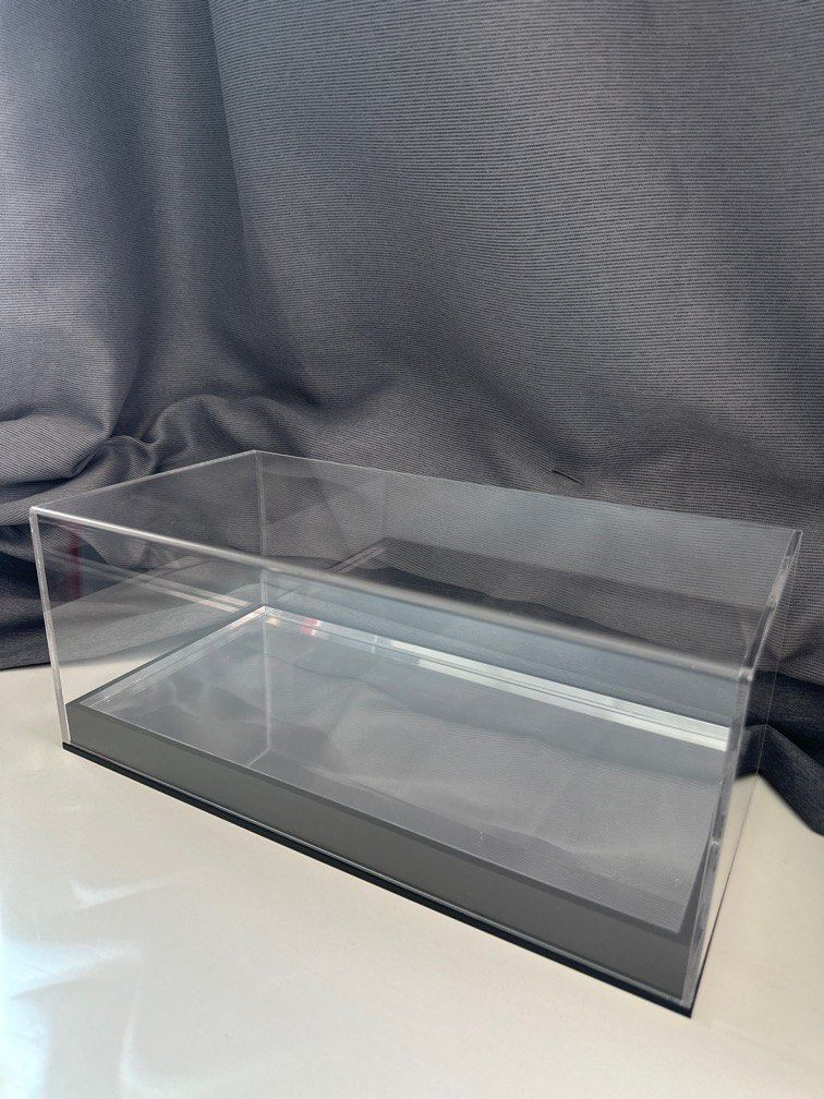 Used Display Cases Box 1/18 Display Case , Hobbies & Toys, Toys & Games on Carousell