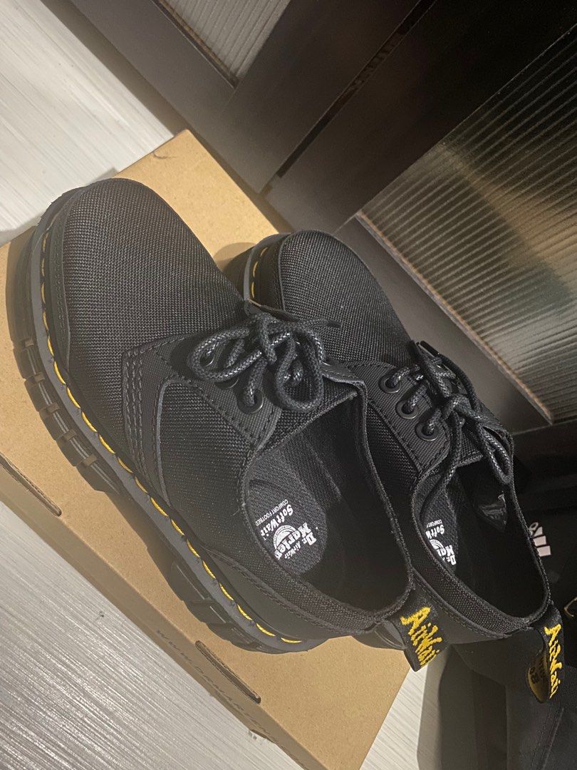Dr. Martens Audrick Leather Platform shoes size 6 (Category: Boots) located in Mandaluyong City. Submitted by bookmarkdown (Listing ID 1259925816, Image 1). Description: Only used once at a concert. Bought this year at HK for P7500. Rfs: decluttering.