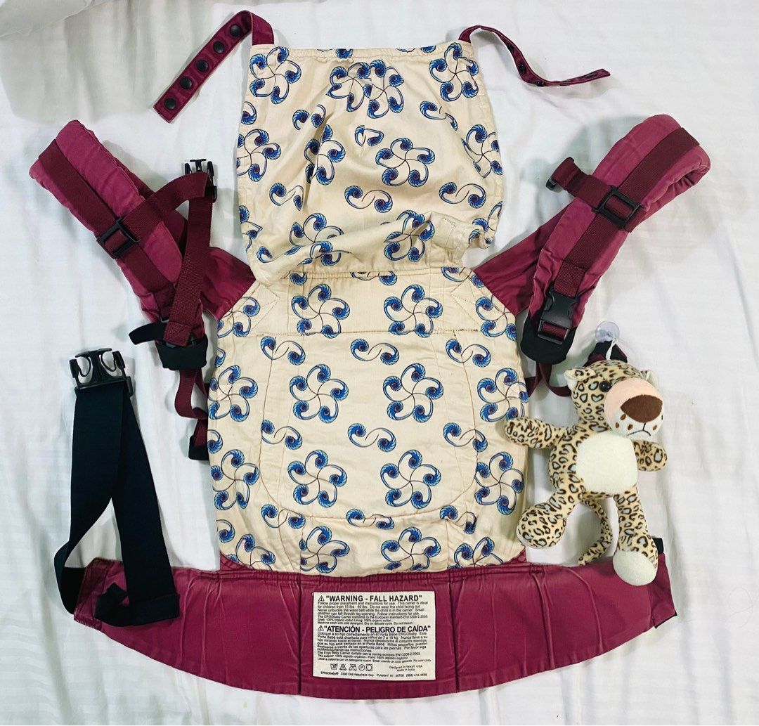 Red ergo best sale baby carrier