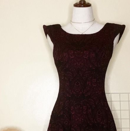 Shoulder pad dress deals forever 21