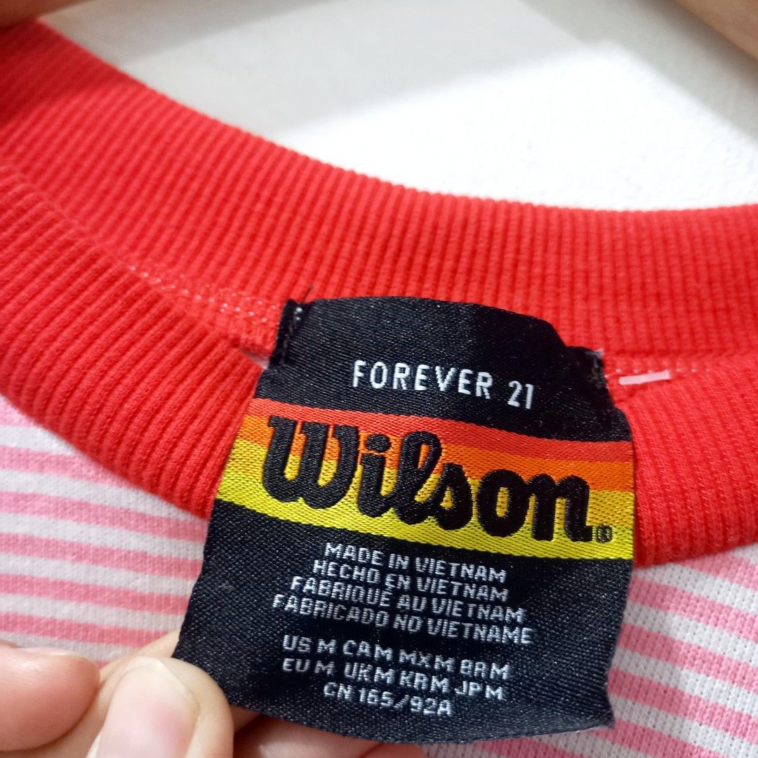 Forever 21 wilson sweater online
