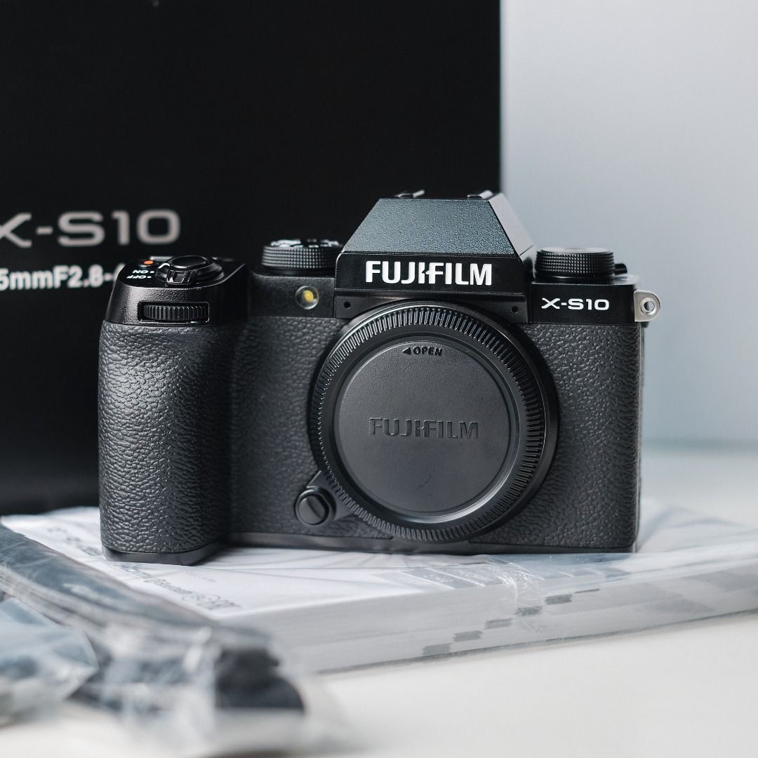 Fujifilm X-S10 (like-new, warranty, 124sc) fuji xs10 mirrorless camera ...