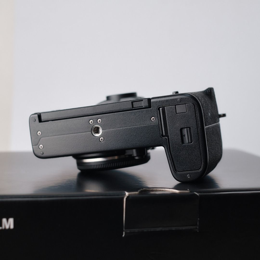 Fujifilm X-S10 (like-new, warranty, 124sc) fuji xs10 mirrorless camera ...