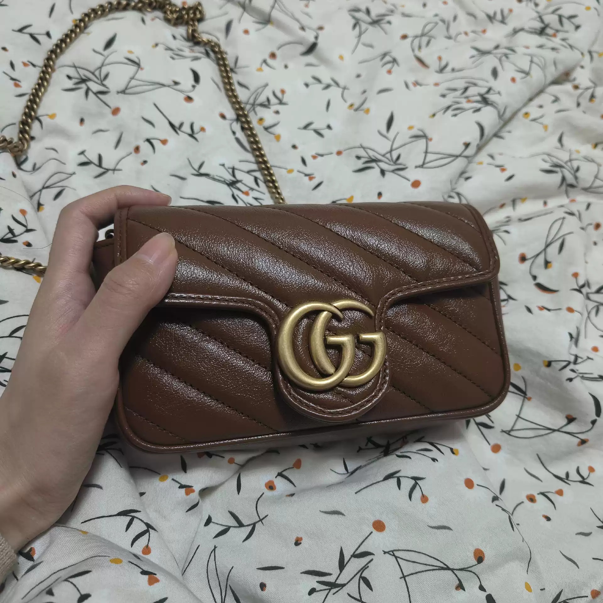 G.u.c.c.i GG Marmont Super Mini bag Red, Luxury, Bags & Wallets on Carousell