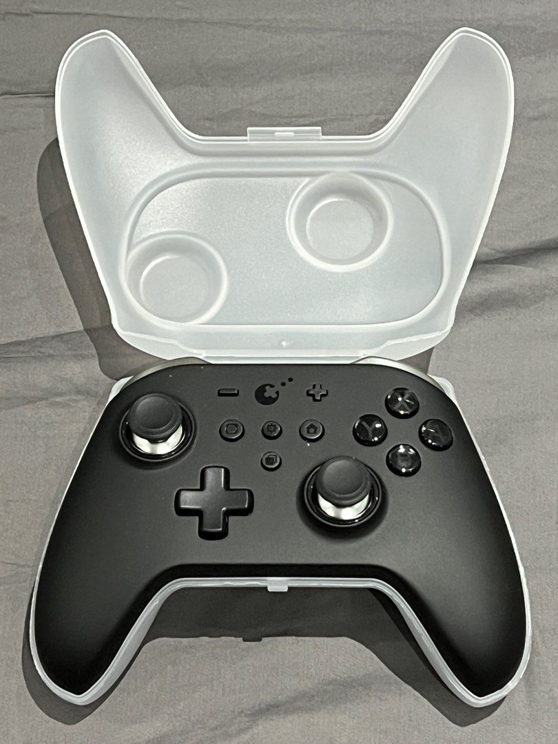 Gulikit KingKong 2 PRO Controller (NS09) (Category: Controllers) located in Manila. Submitted by mnlt_o (Listing ID 1259897552, Image 1). Description: Gulikit KingKong 2 PRO Controller (NS09) Used once Good as new No issues All functions perfectly working Price: 1,850 Location: San Fernando Pamp..