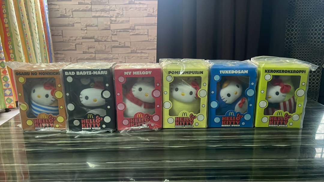 Hello World Toys Hello Kitty Bubbly World, Hobbies & Toys, Toys & Games on Carousell