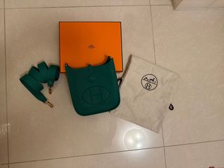 （分類：）位於 。 由 harrypotterfever 提交（商品編號 1259795398，圖片 1）。簡介： 。