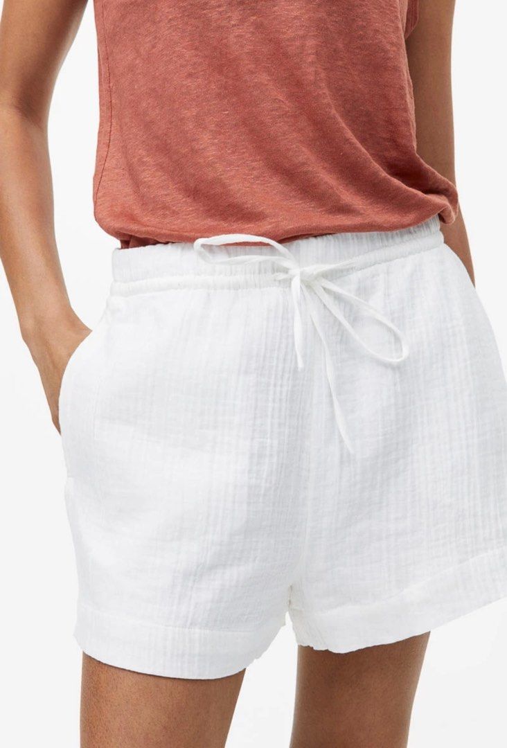 H M white cotton shorts L P Women s Fashion Bottoms Shorts on