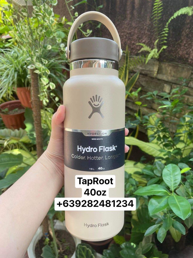 Vibrant 32oz Hydro Flask Bottles - Taproot and Juneberry