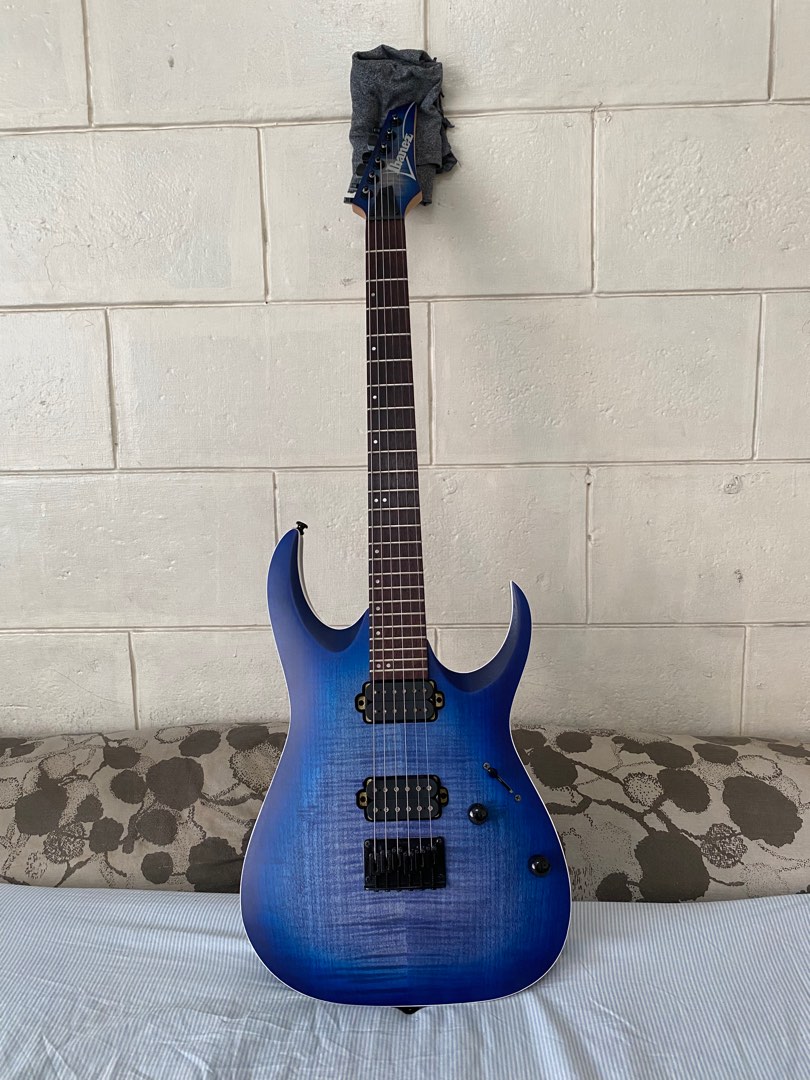 Ibanez Hobbies And Toys Music And Media Musical Instruments On Carousell