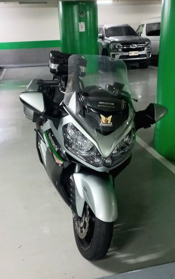 Kawasaki gtr deals 1400 model 2019