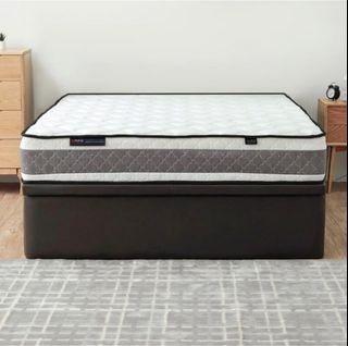 (Category: ) located in . Submitted by joyfulbuys (Listing ID 1259941055, Image 1). Description: .