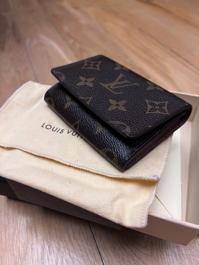 Unboxing LOUIS VUITTON Envelope Business Card Holder / How Many Cards Can  Fit in Card Holder 