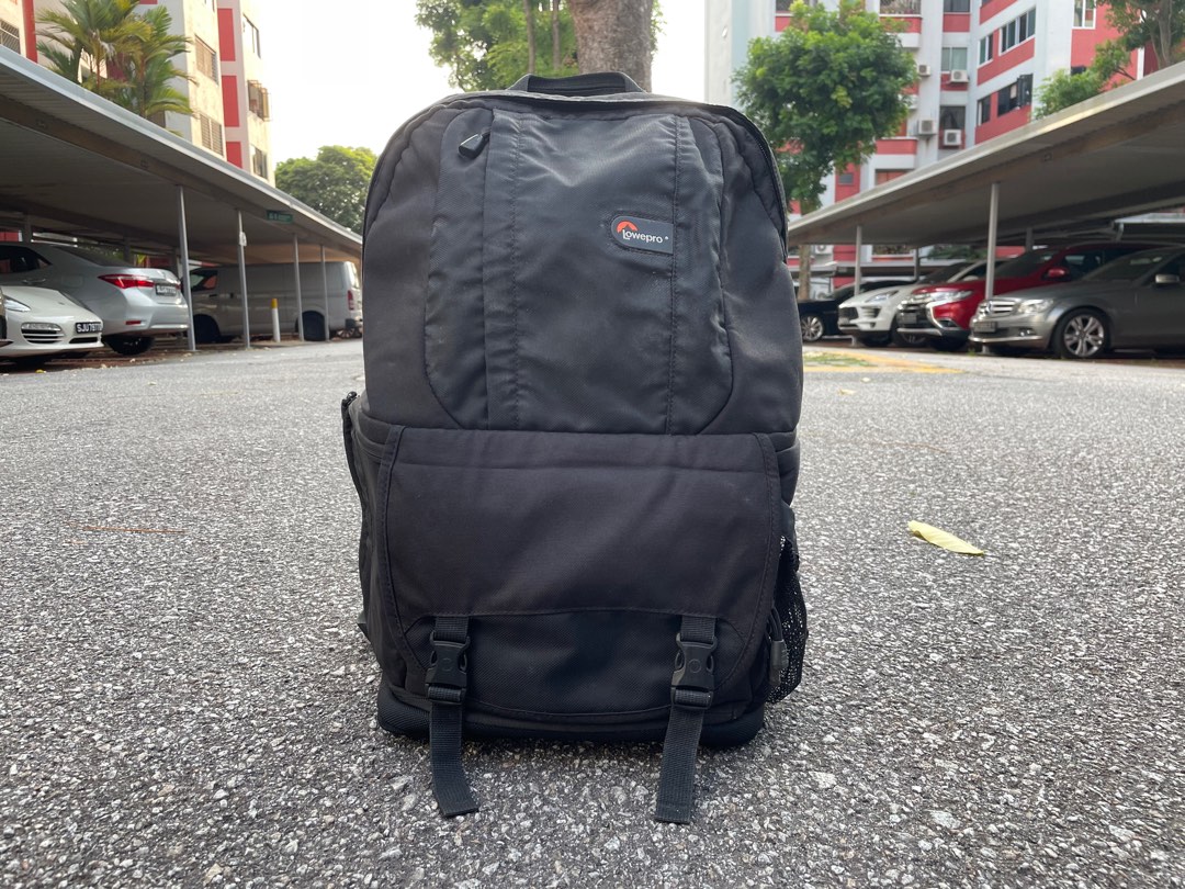 Lowepro Fastpack 200 Camera Bag