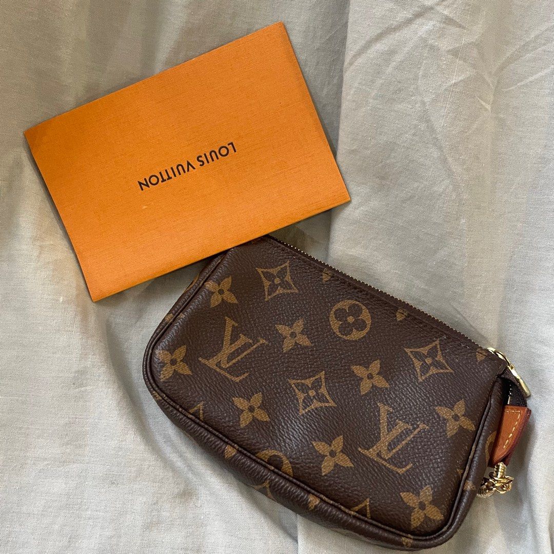 BRAND NEW Louis Vuitton pink mini pochette, Luxury, Bags & Wallets on  Carousell