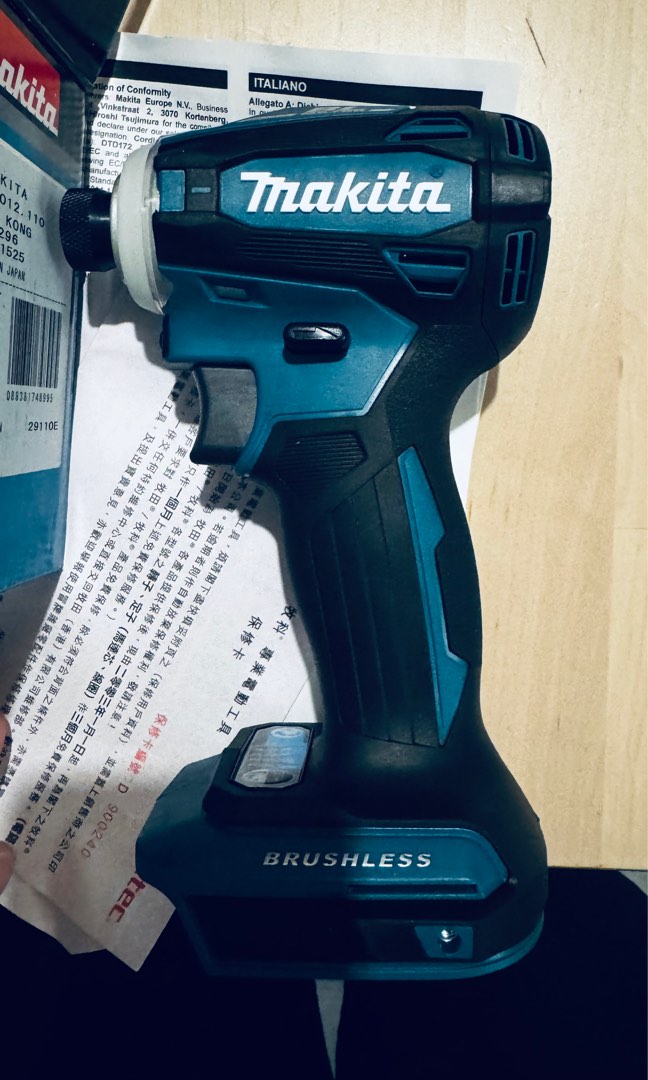 Makita 18V DTD172香港行貨 日本制造, 其他, 其他 - Carousell