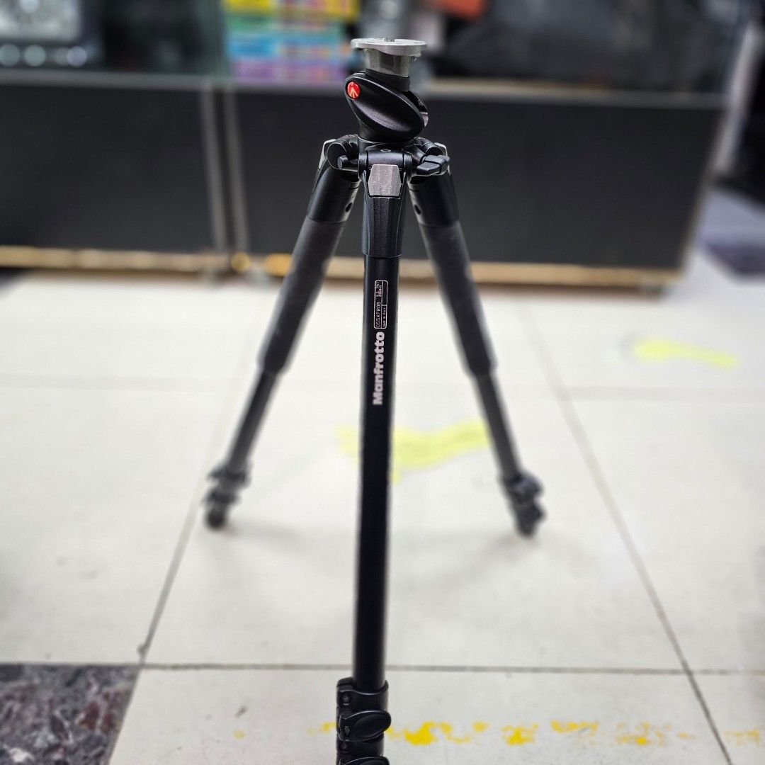 Manfrotto 055xprob, 攝影器材, 攝影配件, 腳架- Carousell