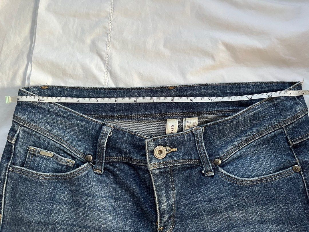 MNG Jeans, Women's Fashion, Bottoms, Jeans on Carousell