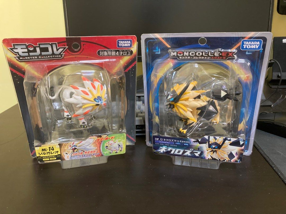 Solgaleo Sun & Moon Dusk Mane Necrozma TAKARA TOMY Pokemon Moncolle Figure