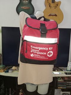📌MUST HAVE📌 ®FIRST AID CENTRAL Emergency Kit Backpack 🎒