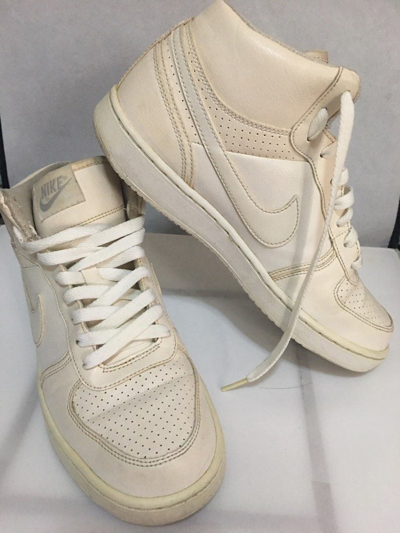 cheap all white nike shoes