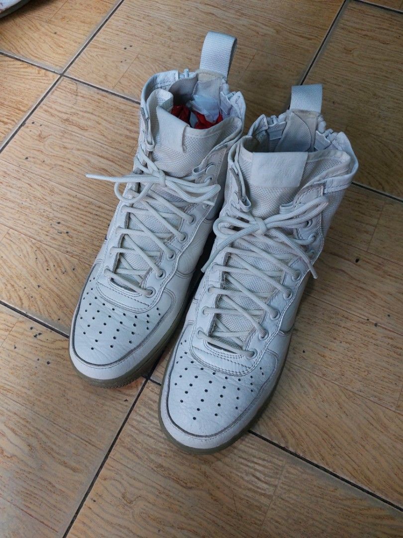 Nike Mens SF Air Force Mid Olive Ivory White 27 27.5 cm Men s Fashion Footwear Sneakers on Carousell