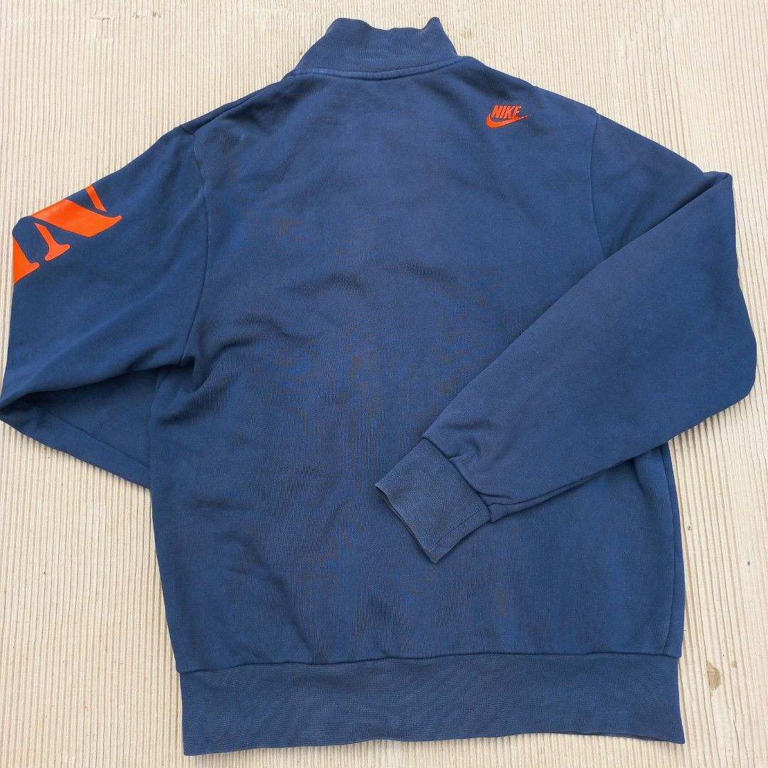 Nike LGG Zipper Jacket size L Men s Fashion Activewear on Carousell