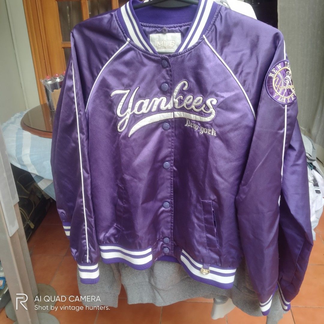 Nike NY Yankees jacket, Men's Fashion, Coats, Jackets and Outerwear on  Carousell