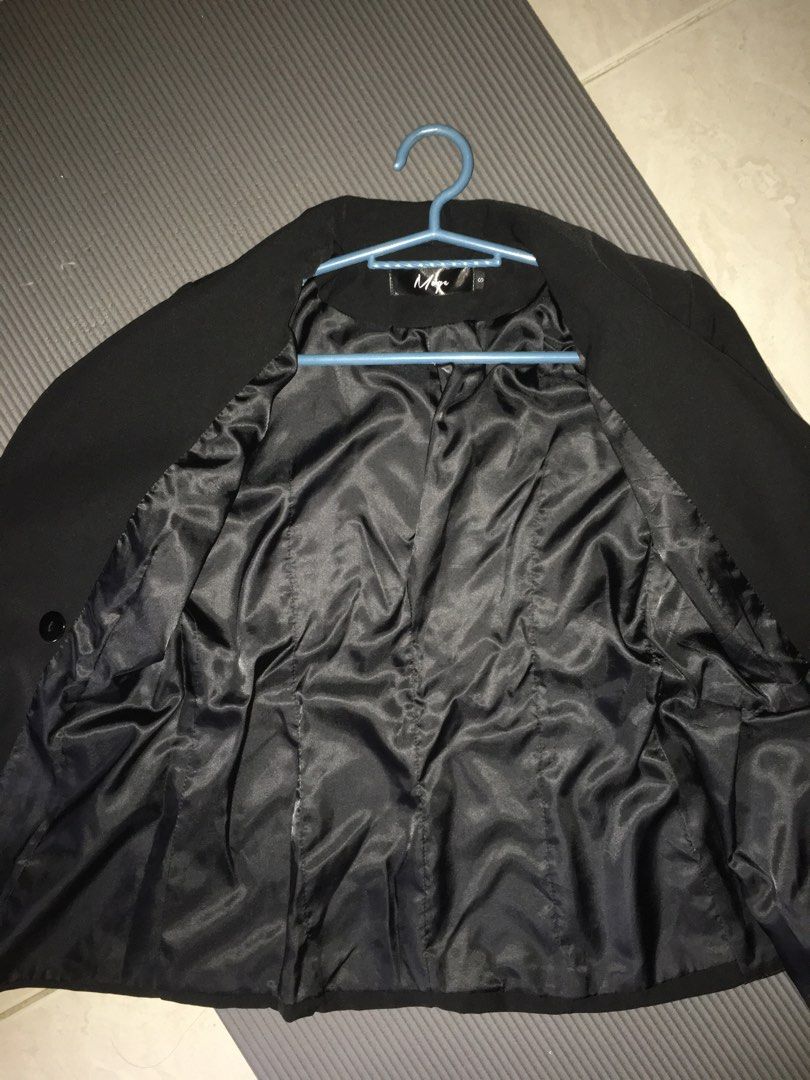 Office Coat (Category: Coats, Jackets and Outerwear) located in Taguig. Submitted by aaaaaaaik (Listing ID 1259843521, Image 3). Description: Black Coat for Office/Formal wear (Princess Cut) Good as new, super pristine condition. No damage at all. Has shoulder pads. I’ve never worn this yet cause it’s a bit big for my size. Was bought from TikTok for PHP 429.00 SF will be shouldered by buyer. Thanks!.