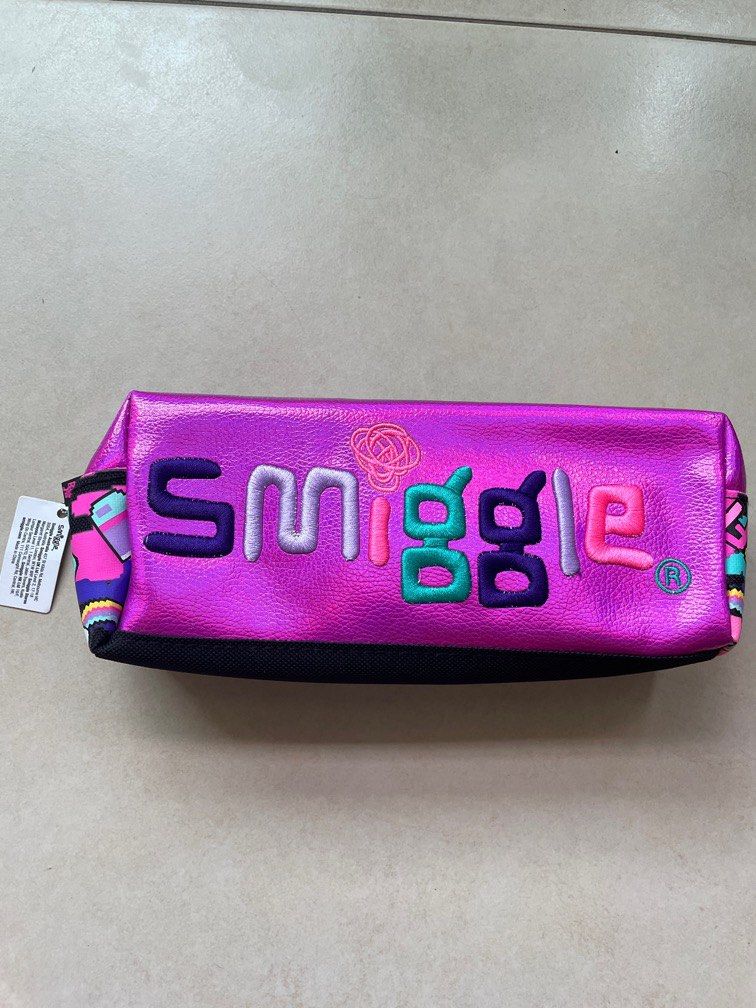 [OFFICIAL] Smiggle pencil case, Hobbies & Toys, Stationery & Craft