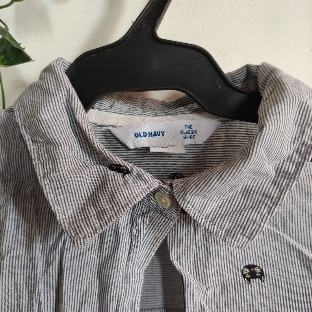Old navy store cat shirt