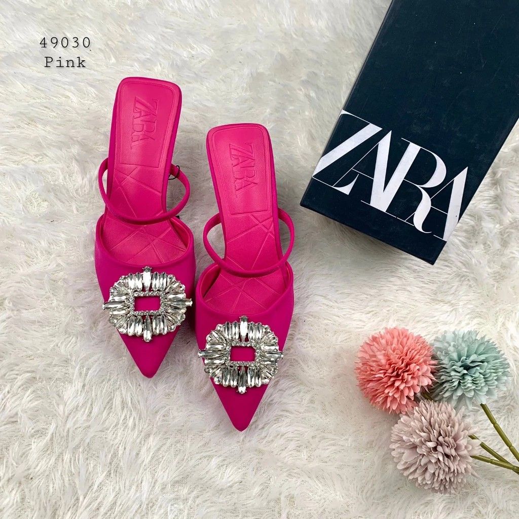 On Sale) Sepatu ZARA Kitten Heels Shoes, Fesyen Wanita, Sepatu di