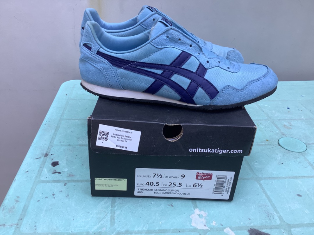 onitsuka serrano slip on
